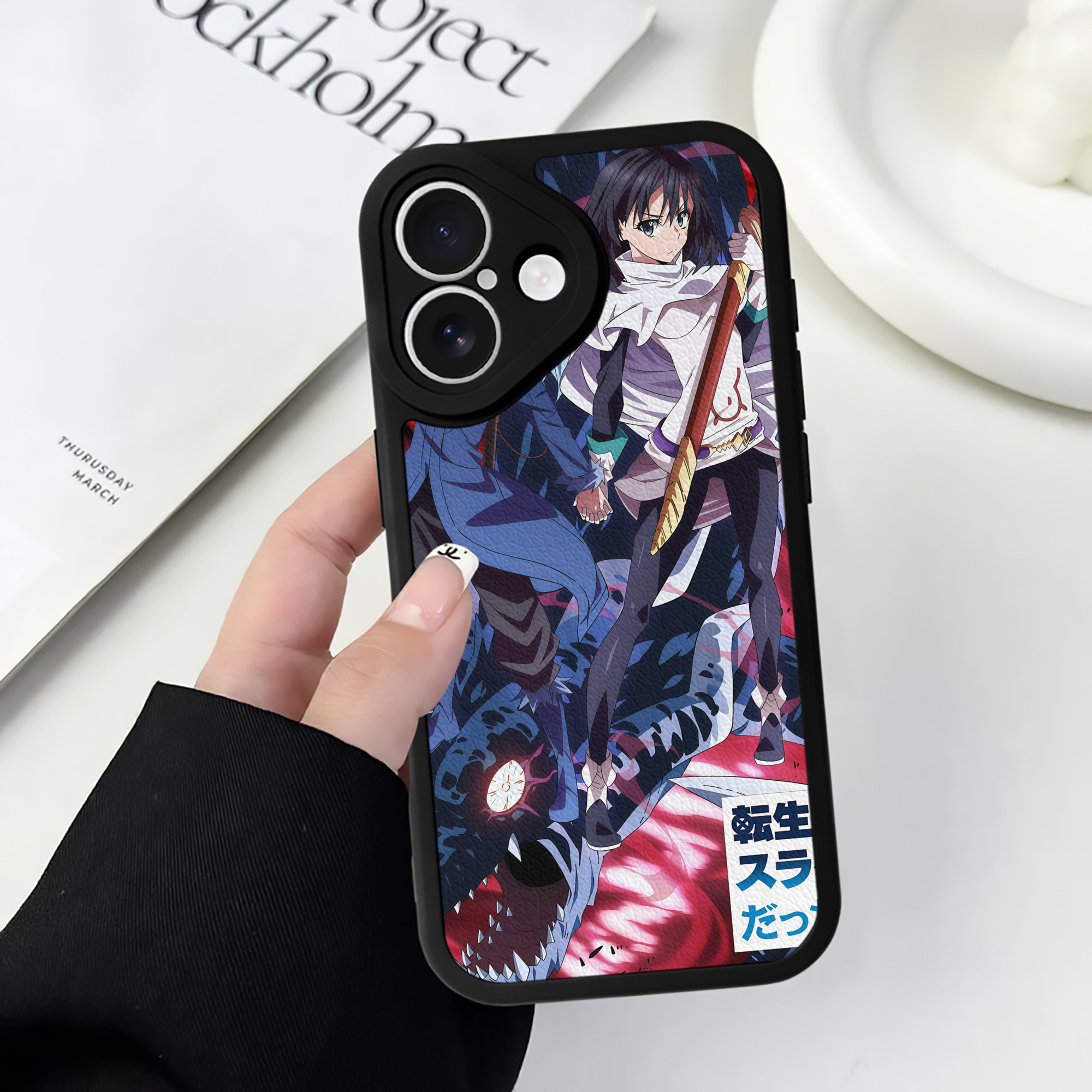 （画像用） 転スラ Regarding Reincarnated to Slime 【iPhone 16シリーズ対応】シリコンスマホケース（レザー調） 材質：シリコン